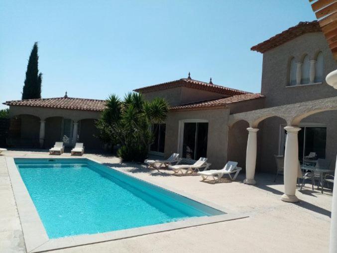 Bienvenue A L Hacienda Villa Magalas Eksteriør bilde